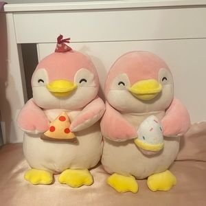 Penguin stuff toys (sold together) in perfect condition!